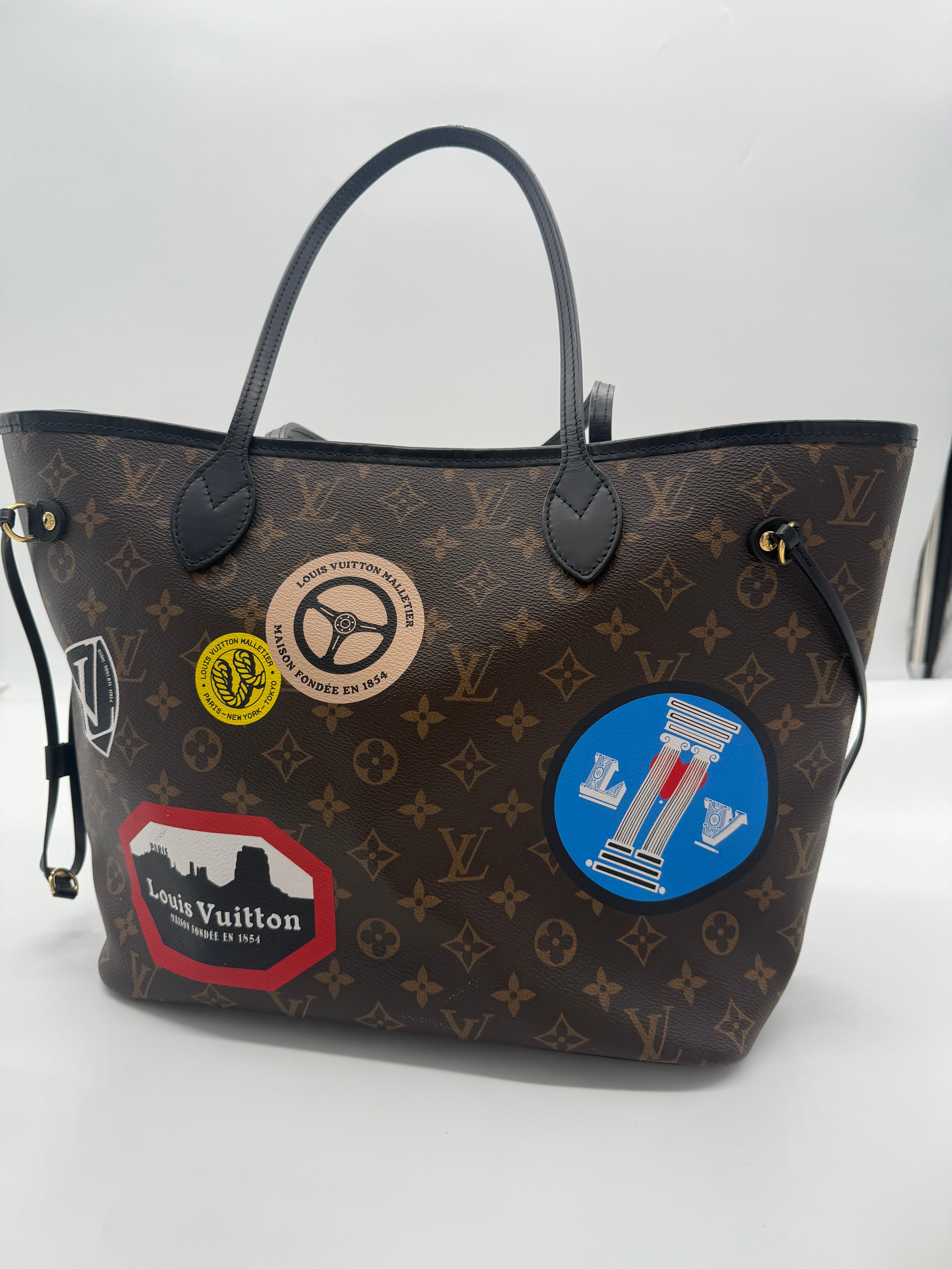 Louis Vuitton never full limited